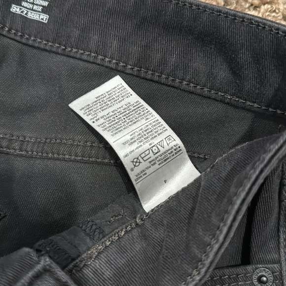 old navy skinny jeans - Picture 3 of 3
